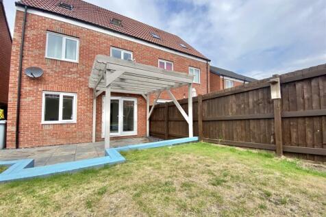 Enclosed Rear Garden