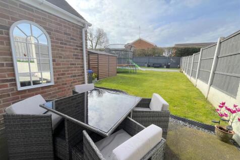 Enclosed Rear Garden