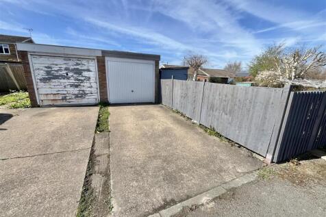 Driveway &amp; Garage