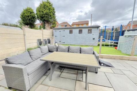 Enclosed Rear Garden