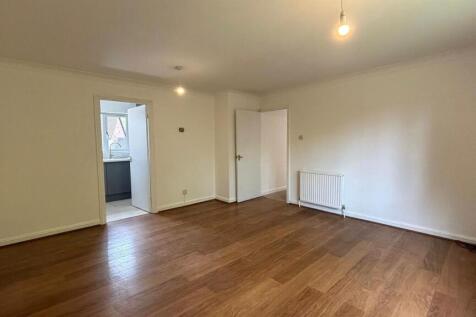 Living Room .jpg