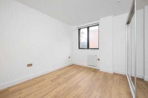 32 Hillside Place (3).jpg