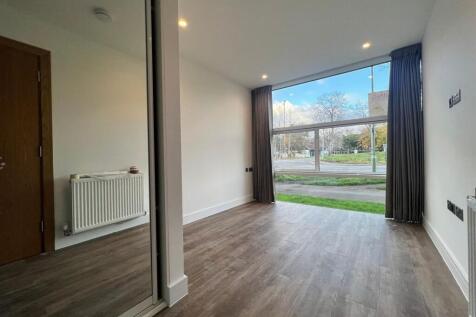 WhatsApp Image 2025-11-25 at 14.33.57.jpeg