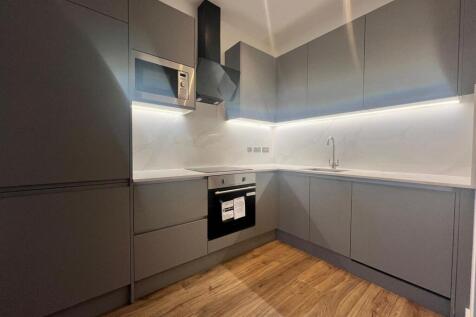 WhatsApp Image 2025-11-25 at 14.33.06 (2).jpeg