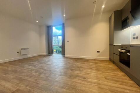 WhatsApp Image 2025-11-25 at 14.31.11 (1).jpeg