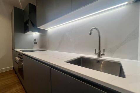 WhatsApp Image 2025-11-25 at 14.31.12.jpeg