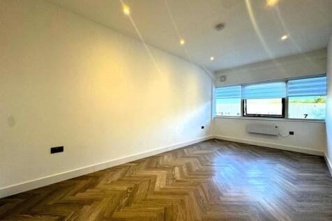 WhatsApp Image 2025-04-09 at 17.38.53_82969441.jpg