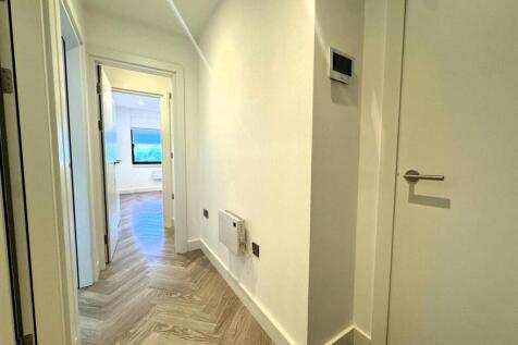 WhatsApp Image 2025-04-09 at 17.38.53_b0594aeb.jpg