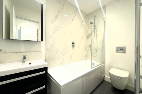 WhatsApp Image 2025-04-09 at 17.38.53_f9fe2e9f.jpg