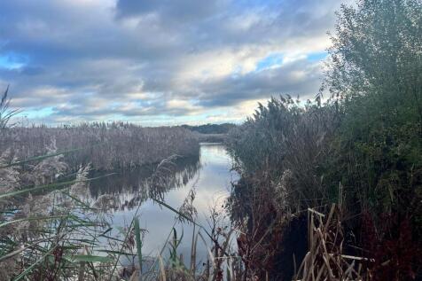 WhatsApp Image 2025-11-25 at 14.33.43 (2).jpeg