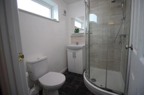 En-suite Shower/WC