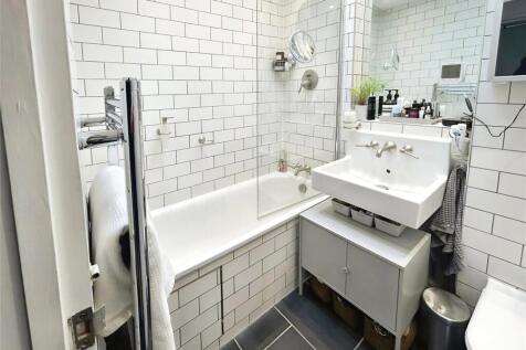 Upstairs Bathroom