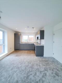 LOUNGE / KITCHEN