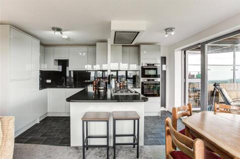 Kitchen/Diner/Living