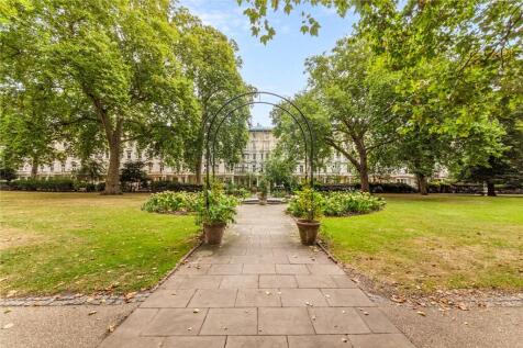 St Georges Square