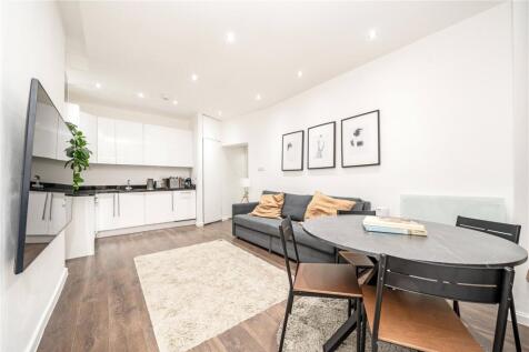 Kitchen/ Reception