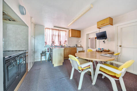 1358394-16-68d3f6...