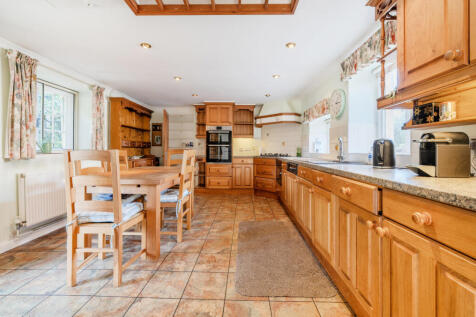 1361878-7-68e80d8...