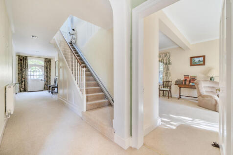 1361878-5-68e80d5...