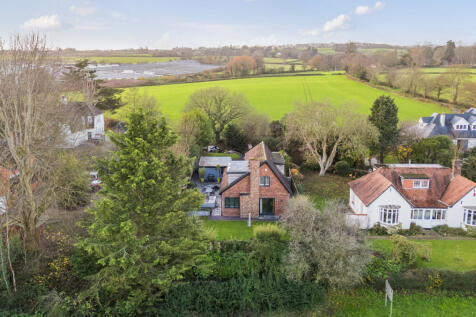 1383535-8-69398ed...