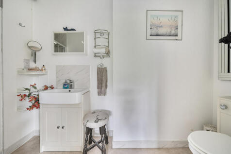 1364639-23-68ed2d...