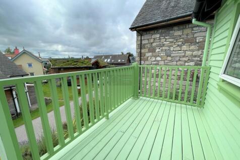 Flat 3 Balcony.JPG