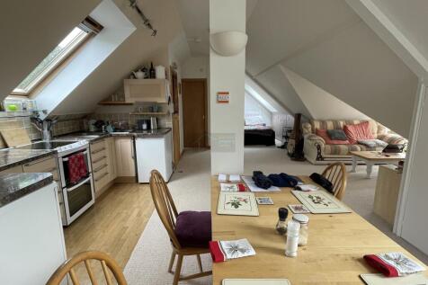 Flat 4 Open plan a.JPG