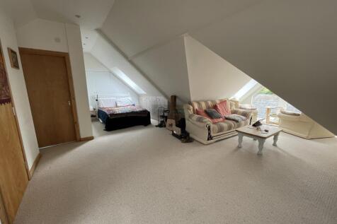 Flat 4 Open plan c.JPG