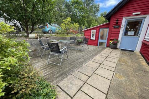 Front decking.JPG