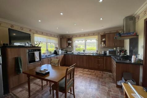 Kitchen .JPG