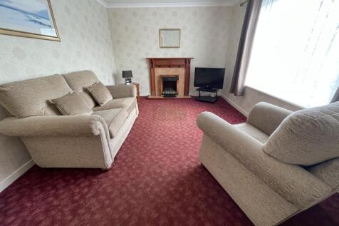 Lounge c.JPG