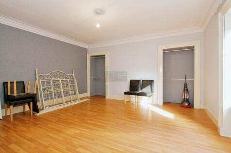 Bedroom 1a