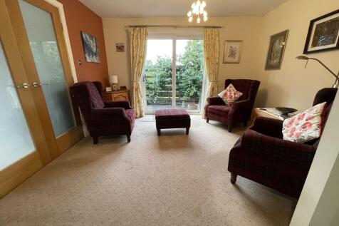 Family room.JPG