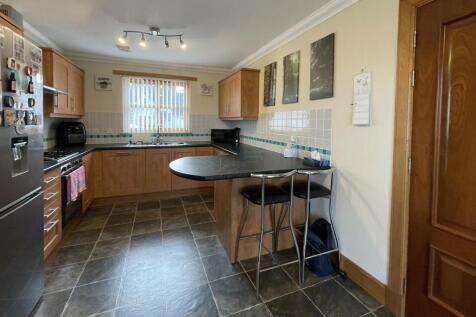 Kitchen a.JPG