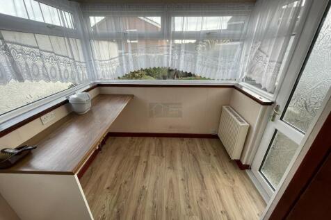 Utility Room.JPG