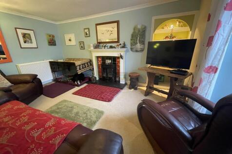 Lounge a.JPG