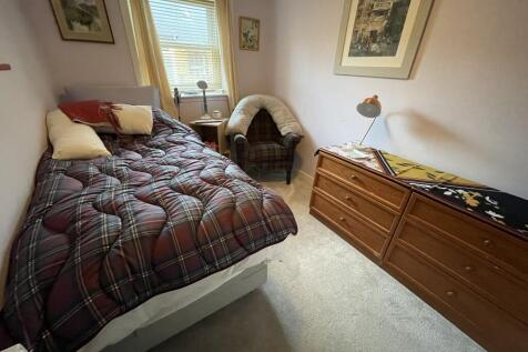 Bedroom 1a