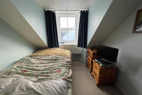 Bedroom 2b