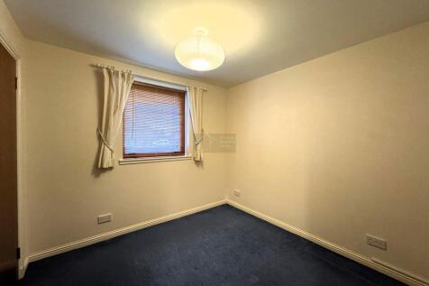 Bedroom 1a