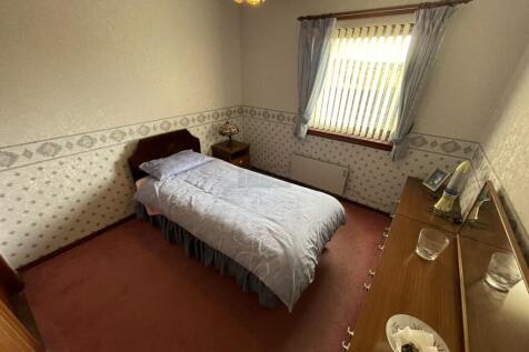 Bedroom 2a.JPG