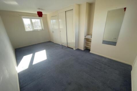 Bedroom 1a.JPG