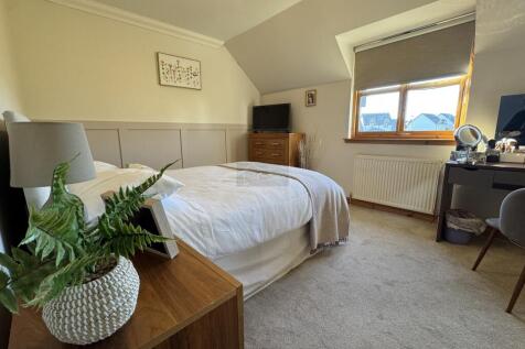 Bedroom 1a.JPG