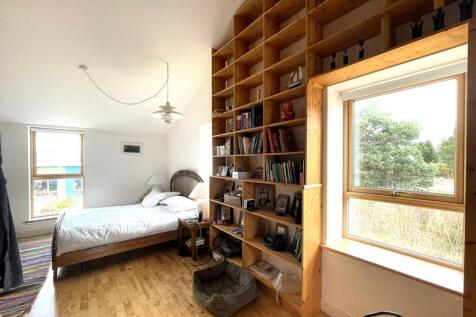 Bedroom 1a.JPG