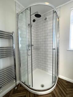 En-Suite Room a.JPG