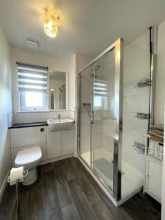 Shower Room.JPG
