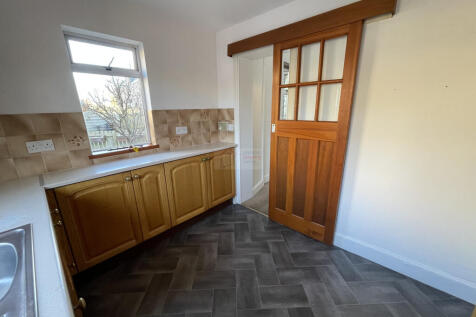 Kitchen c.JPG