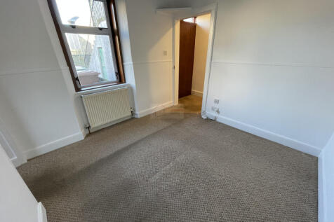 Dining Room b.JPG
