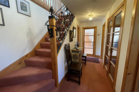 Hallway.JPG