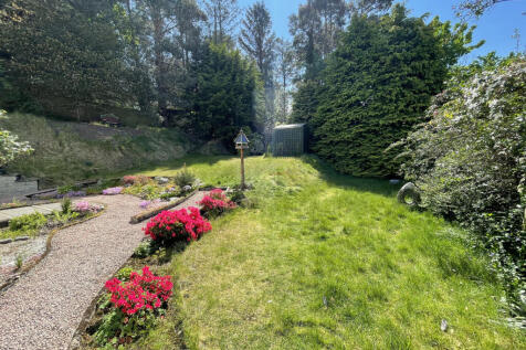 Garden a.JPG