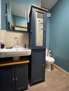 Shower Room a.JPG